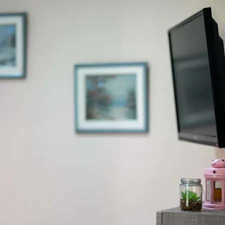 Apartment Aura *